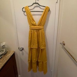 NWT Lulus Marigold tierd dress